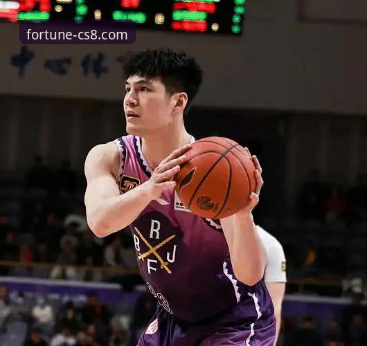 资深用户分享：从陈国豪回避条款事件，看CBA转会规则与平台观赛新体验